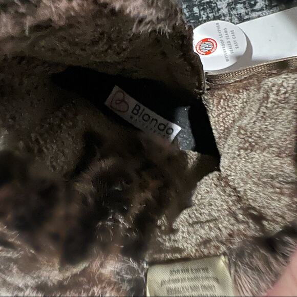 Blondo Women's Ankle Zip Vicky Leather Weatherproof Boot Buckle Dark Taupe 9.5 - Picture 9 of 14